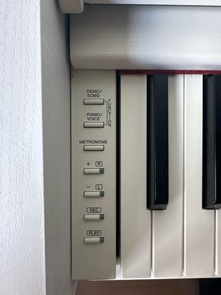 Piano Yamaha Arius YDP-S54 + silla