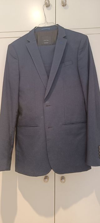 Traje Zara Man azul marino 