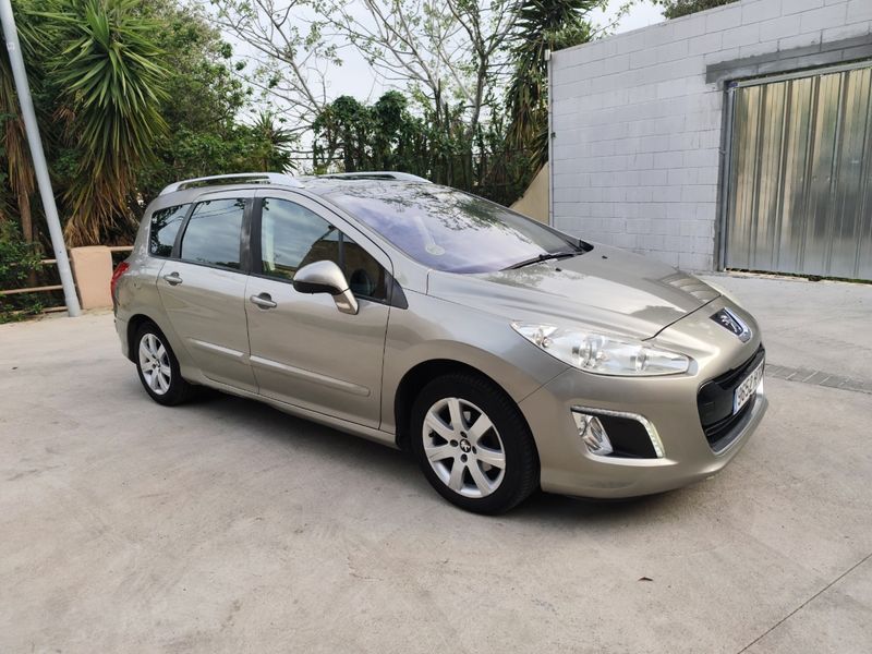 Peugeot 308 SW 1.6 HDI Active FAP 2014, foto 1