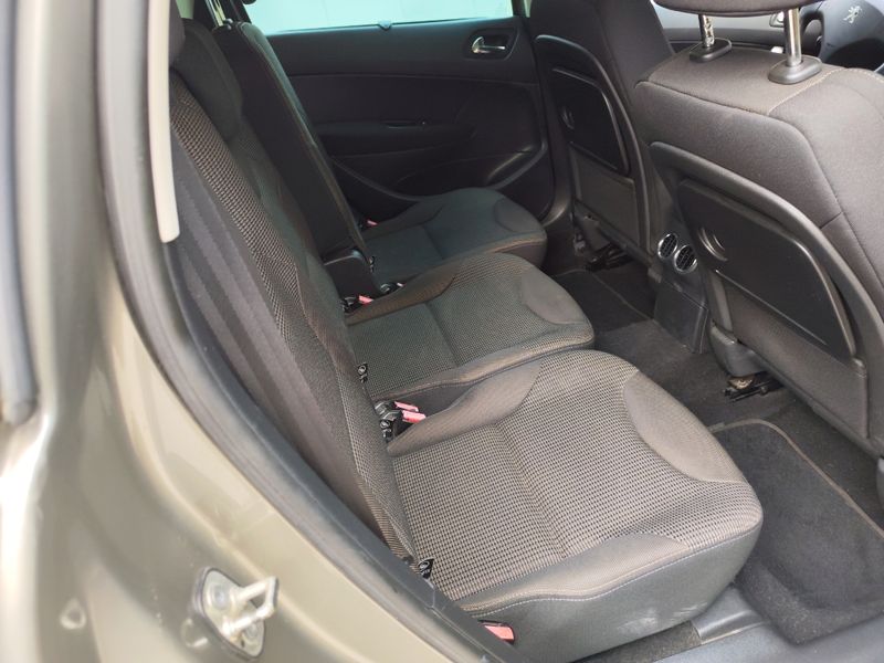 Peugeot 308 SW 1.6 HDI Active FAP 2014, foto 6