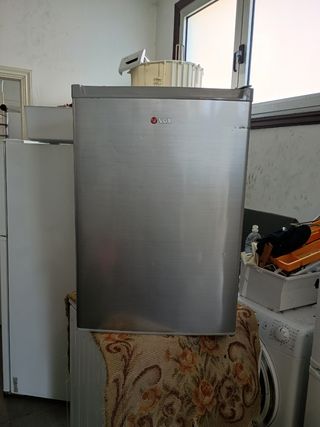Nevera Vox mini