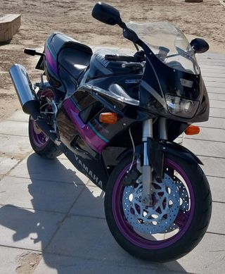 Yamaha FZR 1000 Exup