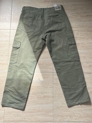 Pantalón Cargo Levi’s SilverTab Loose Fit Verde Militar