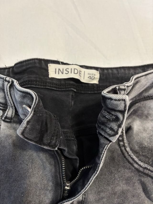 Shorts vaqueros INSIDE grises