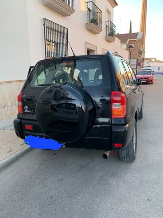 Toyota RAV4 2003