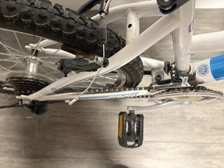 Bicicleta Conor Junior 24” cuadro niña 3 platos y 7 piñones