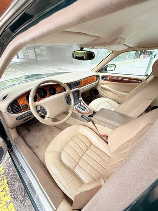 Jaguar XJ v8 4.0 285 cv (115.000 km) UNICO DUEÑO