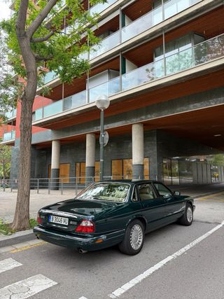 Jaguar XJ v8 4.0 285 cv (115.000 km) UNICO DUEÑO