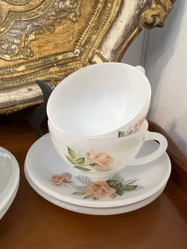 Juego de Tazas Opalina Vintage