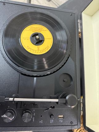 Tocadiscos Qilive con USB - Negro