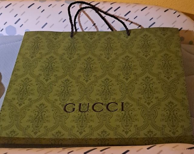 Caja Gucci vintage verde