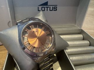 Reloj Lotus 