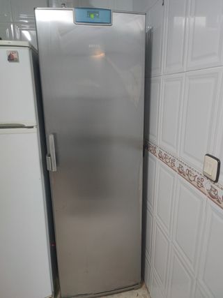 Congelador Bosch GSN32A90