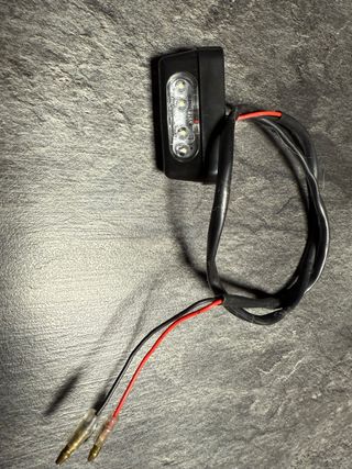 Luz matrícula Puig LED