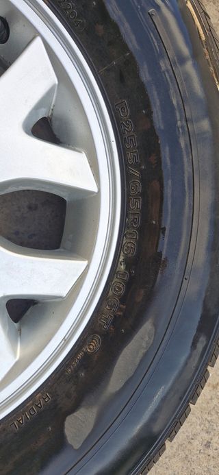 Llanta original de SsangYong Rexton 1 4x4