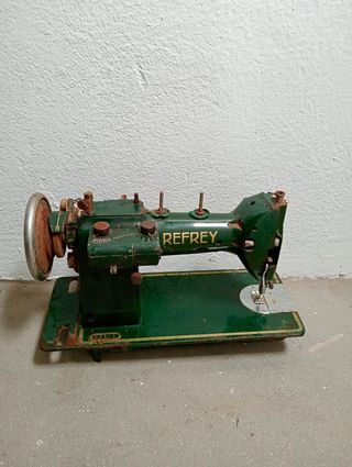 Máquina coser REFREY antigua vintage retro 50 60