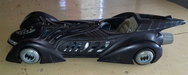 JUGUETE BATMOVILE KENNER 1995. MADE IN SPAIN.