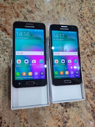 Lote de dos teléfonos Samsung Galaxy A3 16GB