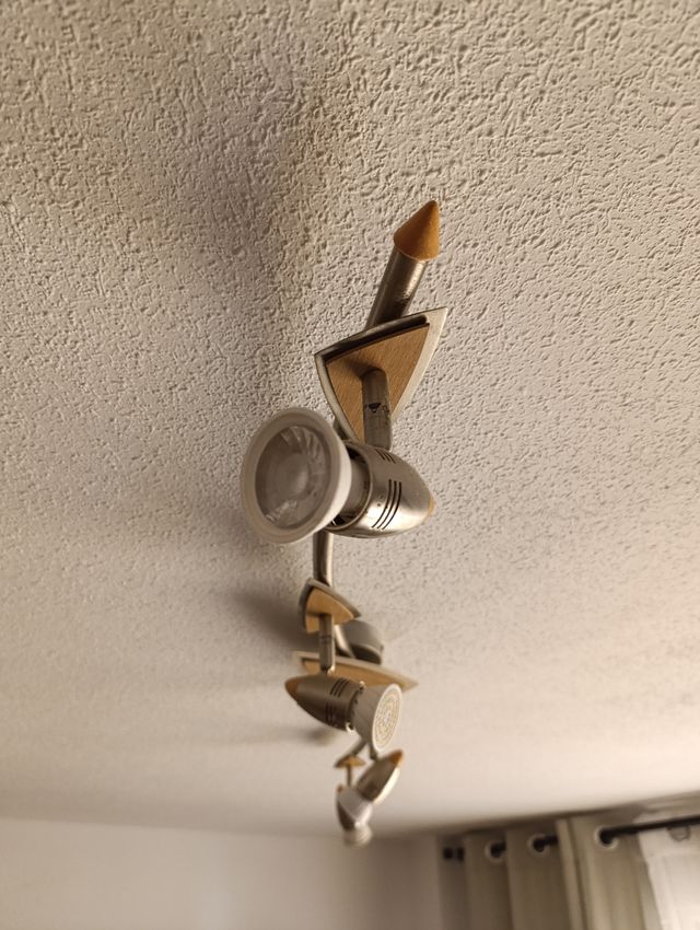 Lampara LED 4 focos - Moderna