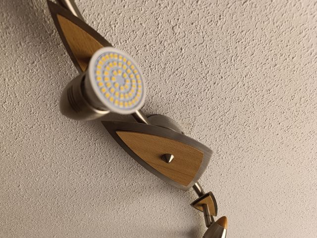 Lampara LED 4 focos - Moderna