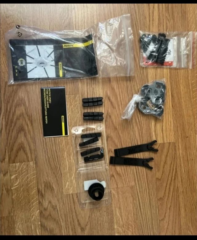 Bicicleta carretera Isaac Boson carbono