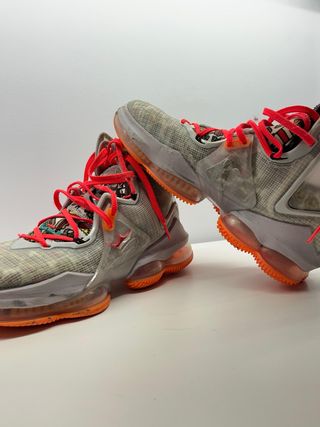 LEBRON 19 NIKE FAST FOOD