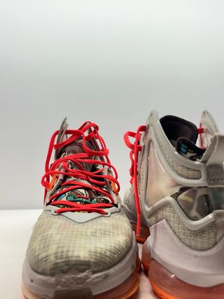 LEBRON 19 NIKE FAST FOOD