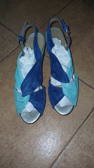 Sandalias tacón azul-turquesa