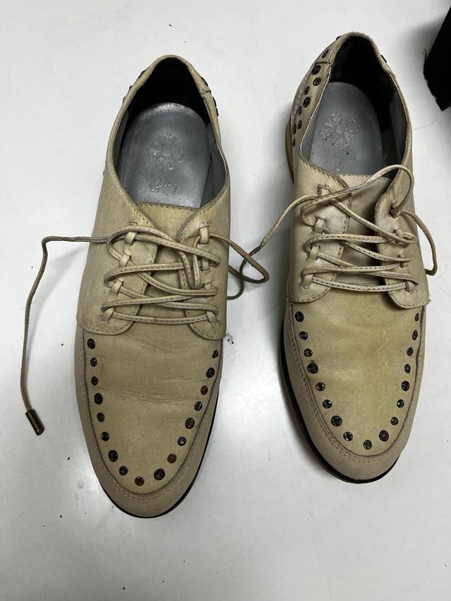 Zapatos beige mujer cordones
