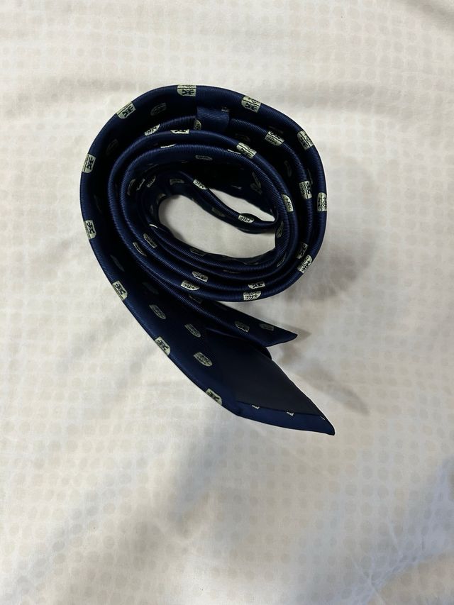 Retamar Corbata azul marino