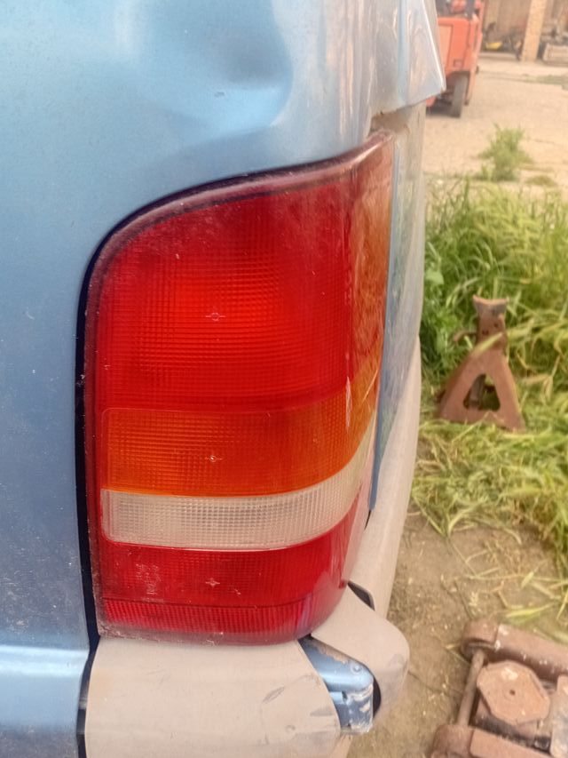 Luz trasera mercedes vito w638 copiloto