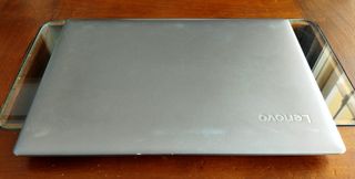 Lenovo Ideapad S130  Portátil compacto y funcional