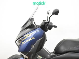 YAMAHA XMAX 400