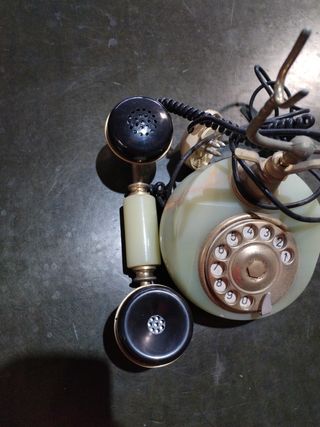 Telefono antico in onice