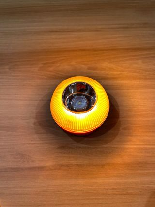 Baliza V16 LED Recargable