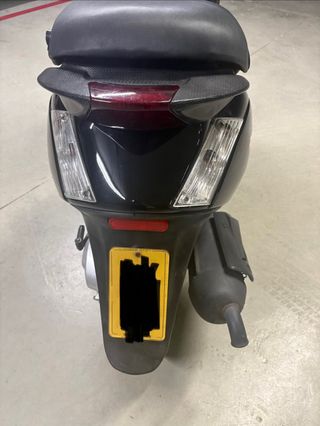 Piaggio Zip 49cc 2T -Scooter