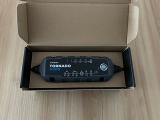 Cargador de cohe y moto TOPDON Tornado 4000