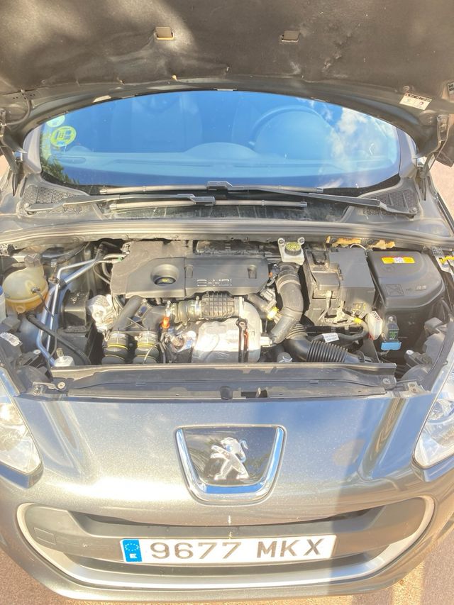 Peugeot 308 2012 1.6 EHDI EXCELENTE