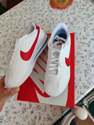 Zapatillas Nike Cortez - Blancas y Rojas