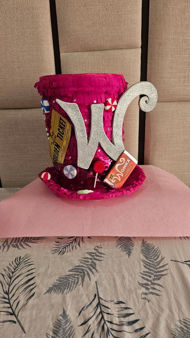 Piñata Sombrero Wonka