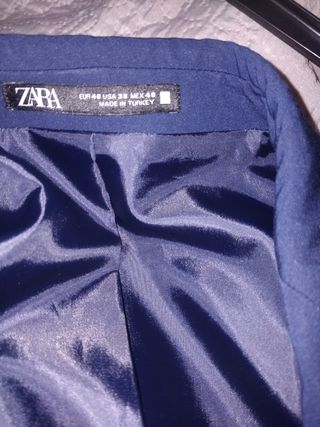 Traje ZARA azul - talla 40 y regalo camisa blanca 