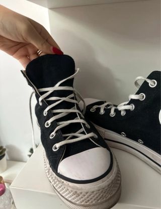 Converse negras plataforma