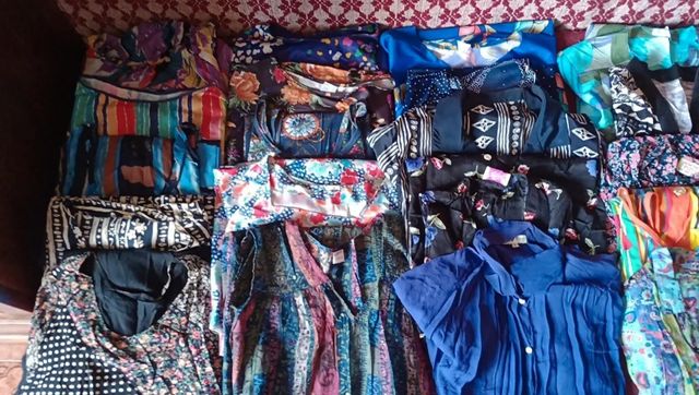 Lotto di 60 vestiti lunghi da donna L/XL/XXL