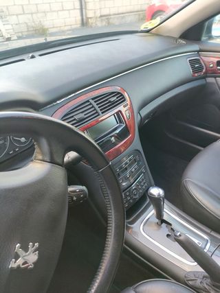 Peugeot 607 2006