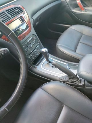 Peugeot 607 2006