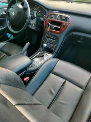 Peugeot 607 2006