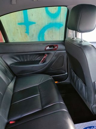 Peugeot 607 2006