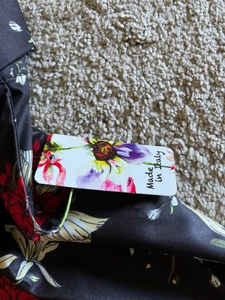 Falda pantalon negra estampada flores