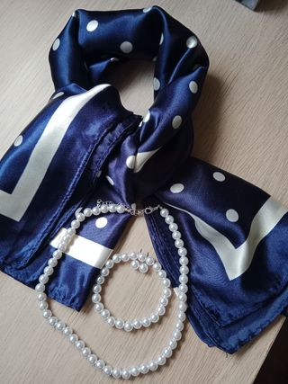 Pañuelo y conjunto perlas 