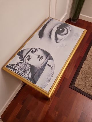 Conjunto mesa de entrada 2 pzas  estilo Fornasetti